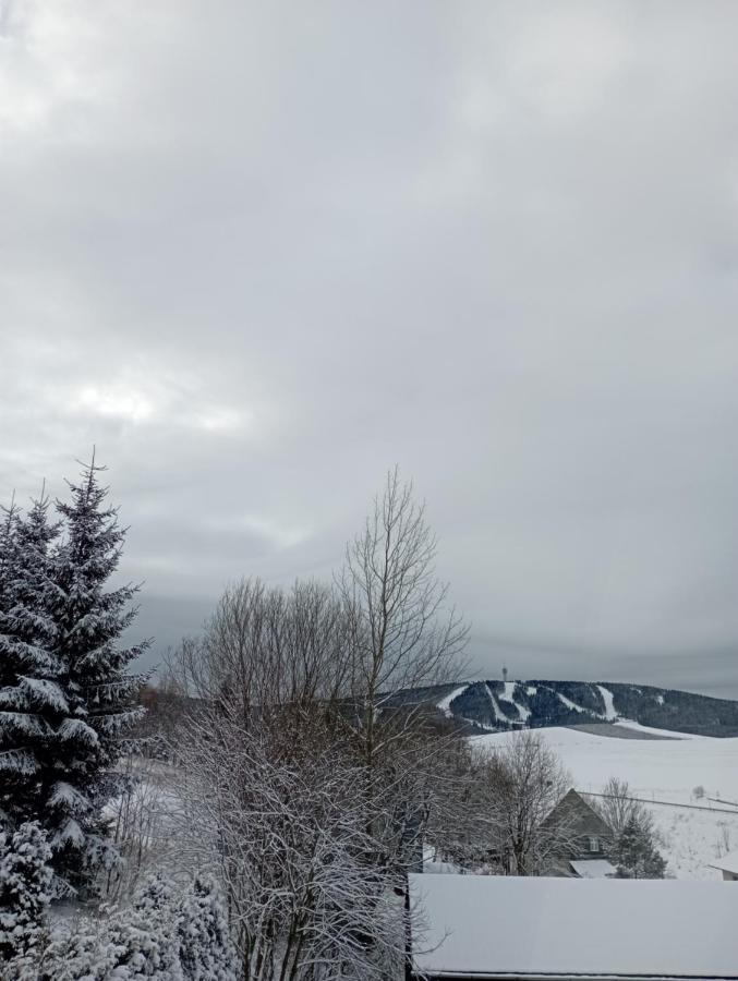 Penzion Hraničář Loucná pod Klínovcem Exterior foto