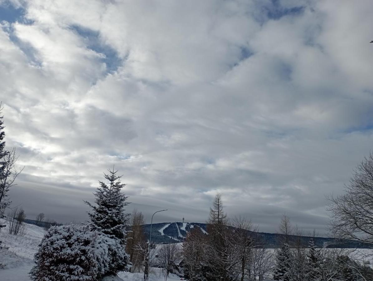Penzion Hraničář Loucná pod Klínovcem Exterior foto