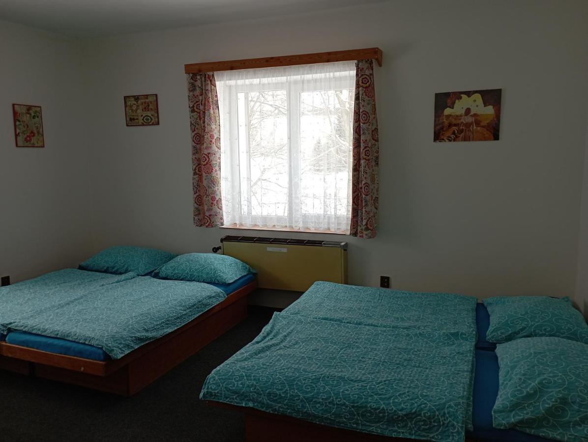 Penzion Hraničář Loucná pod Klínovcem Exterior foto