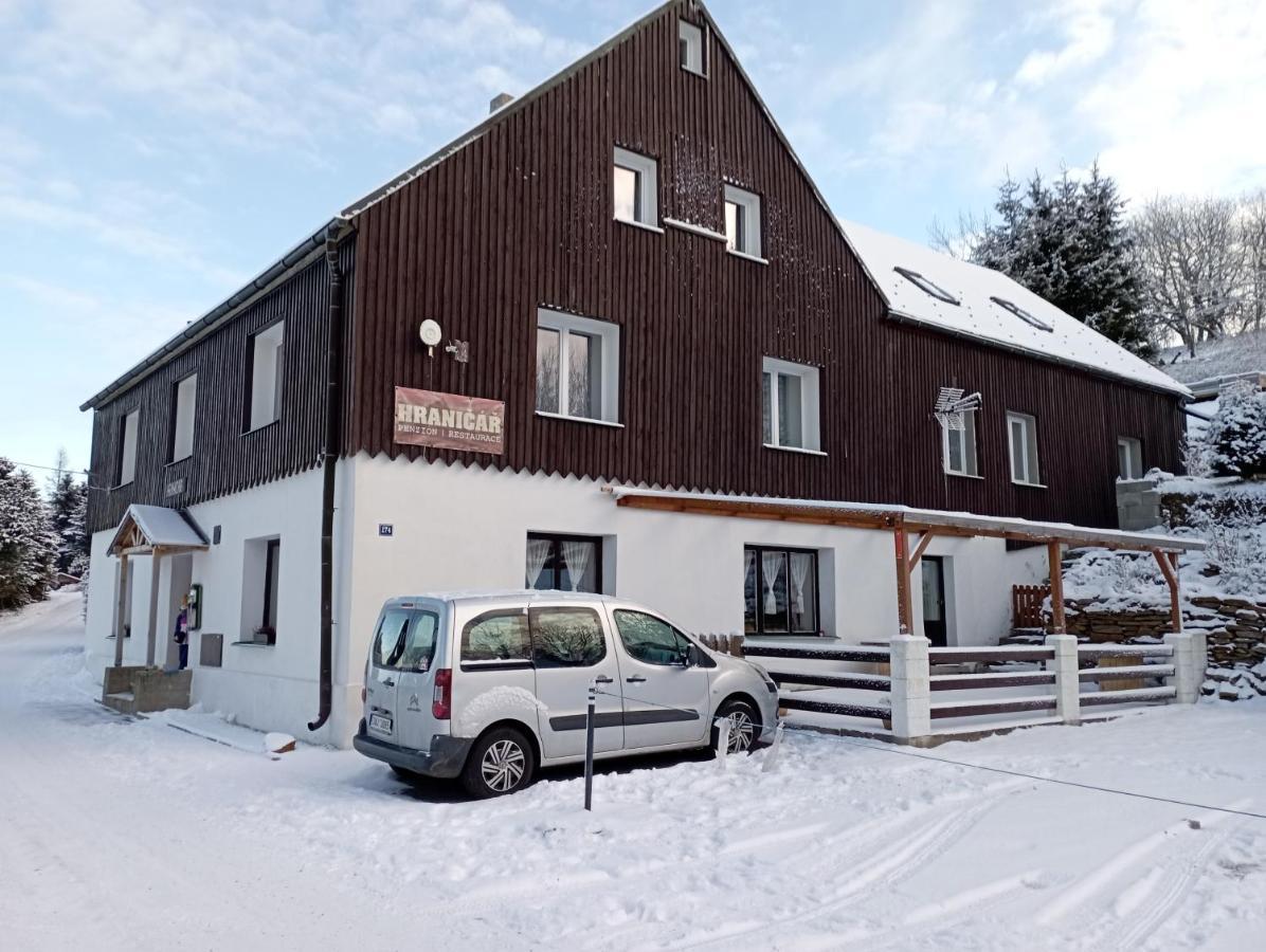 Penzion Hraničář Loucná pod Klínovcem Exterior foto